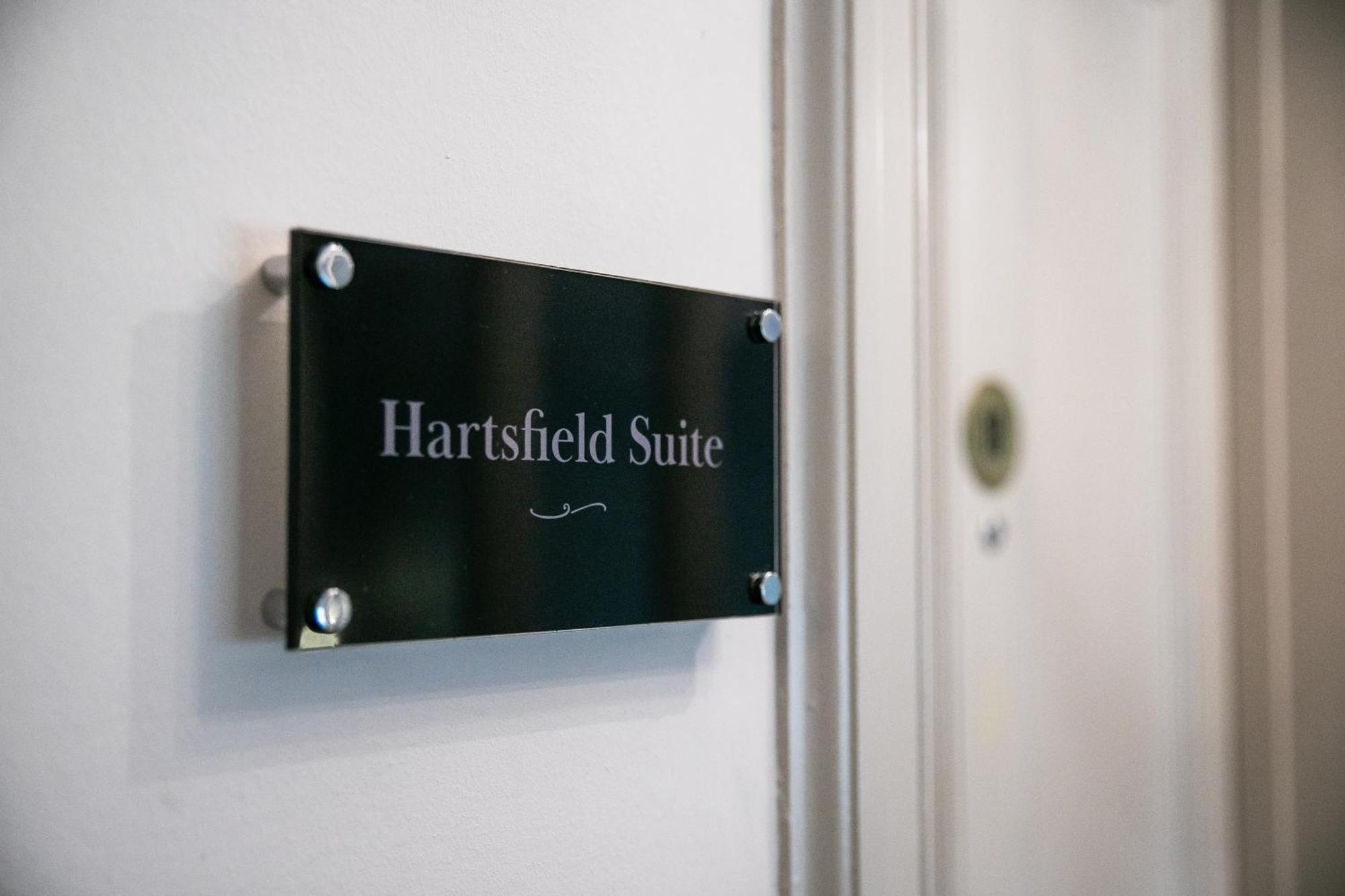 Hartsfield Manor Hotel Dorking Room photo