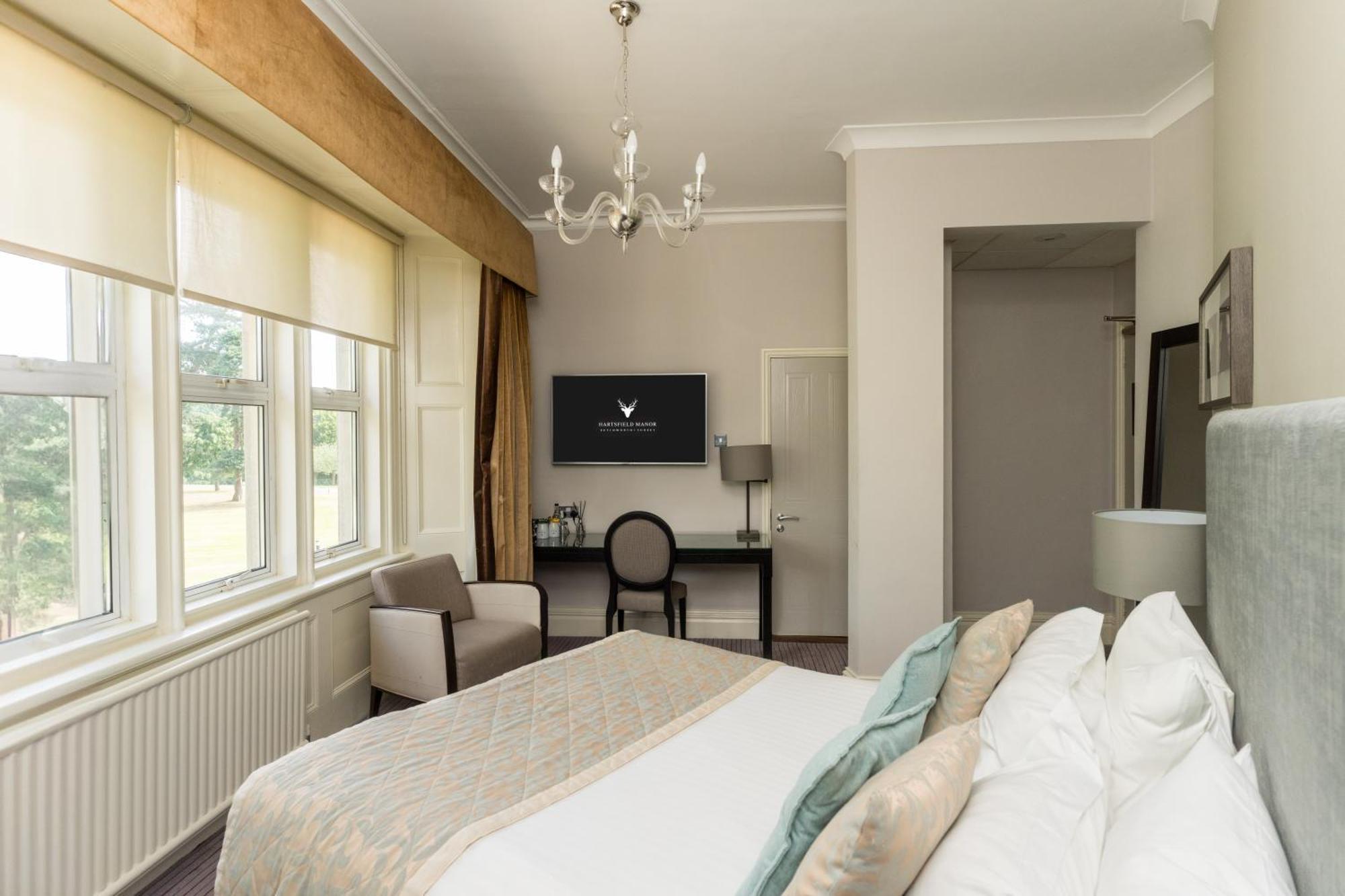 Hartsfield Manor Hotel Dorking Exterior photo