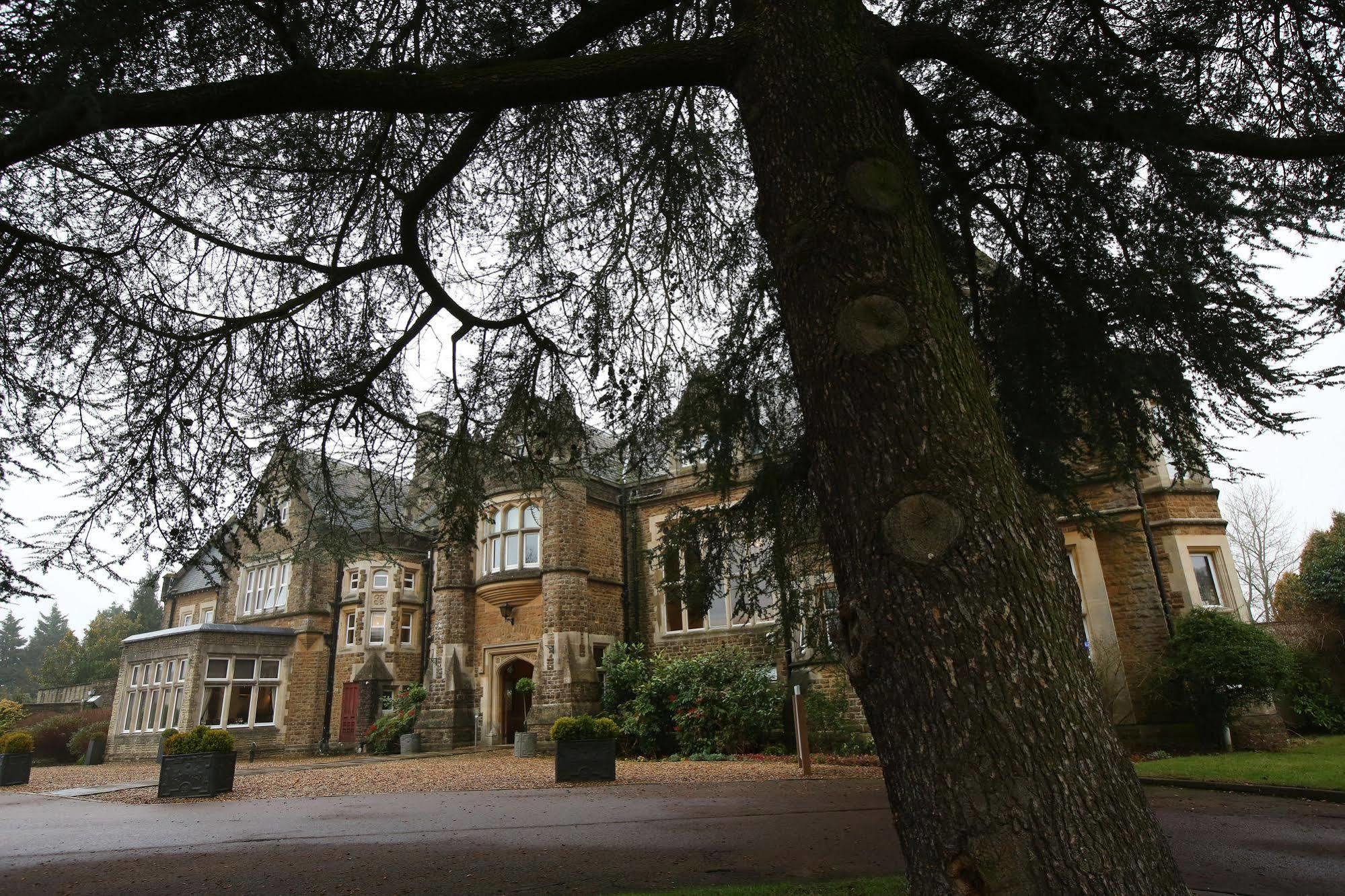 Hartsfield Manor Hotel Dorking Exterior photo