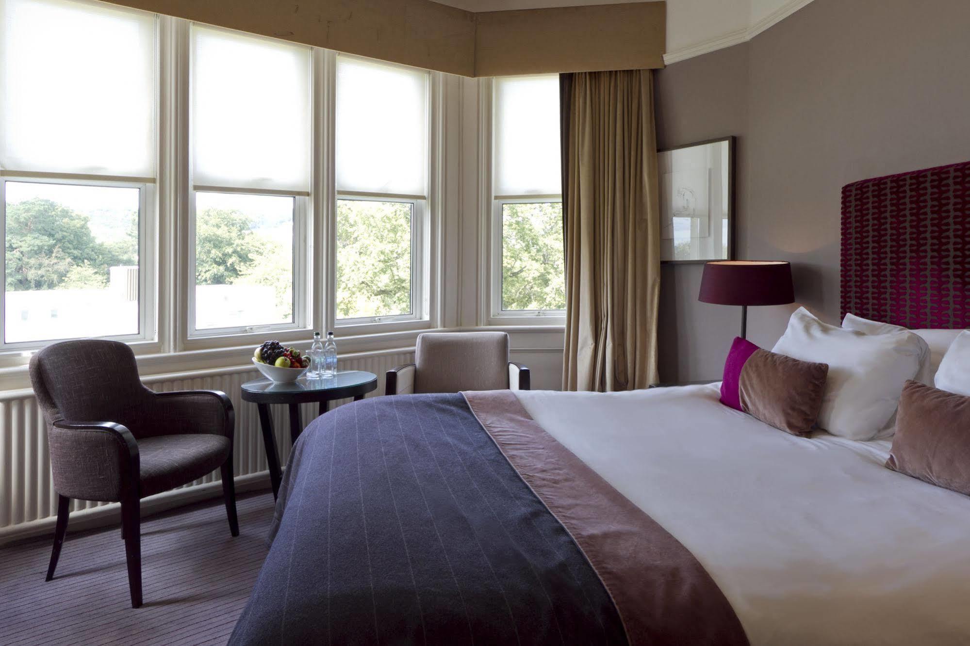 Hartsfield Manor Hotel Dorking Exterior photo